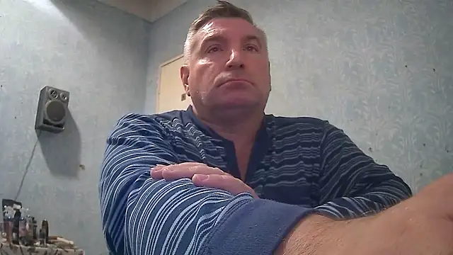 Snapshot of GYurmoka70 chatting on 09/28/25, 07:41 GYurmoka70 online show from 09/28/25, 07:41