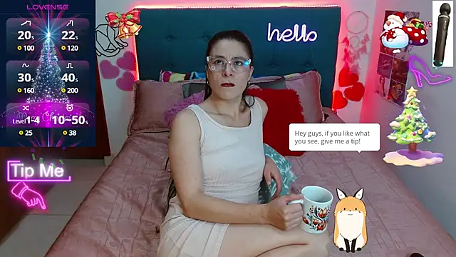 Snapshot of antonella_sweet33 chatting on 12/05/24, 08:11 antonella sweet33 online show from 12/05/24, 08:11