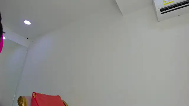 Snapshot of rihanna_abiodun chatting on 05/08/26, 05:51 rihanna abiodun online show from 05/08/26, 05:51