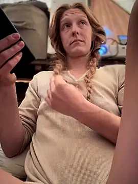 GoldenFlameGoddess online show from 10/13/25, 03:45