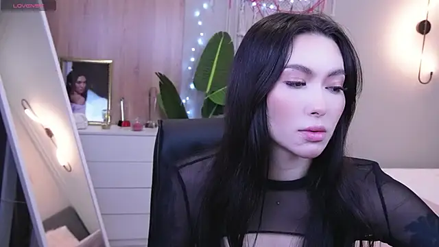 Molly Jons online show from 02/22/25, 12:27