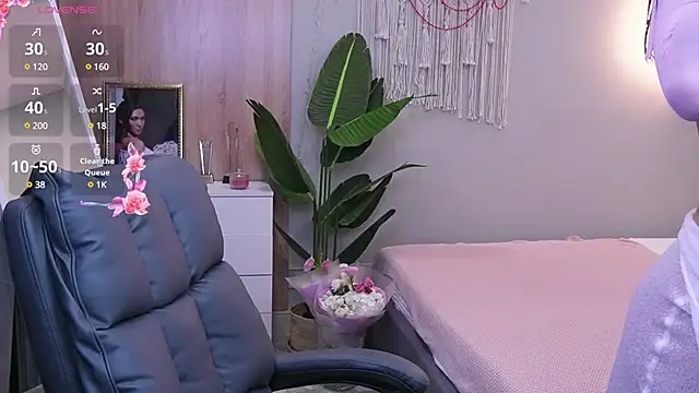 Molly Jons online show from 03/23/25, 07:20