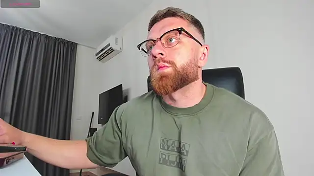 Findom guy online show from 03/01/26, 05:37