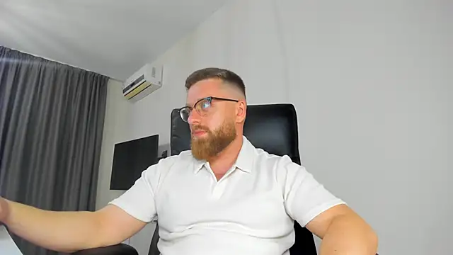 Findom guy online show from 04/25/26, 06:27