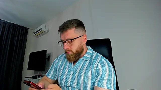 Findom guy online show from 04/29/26, 05:17