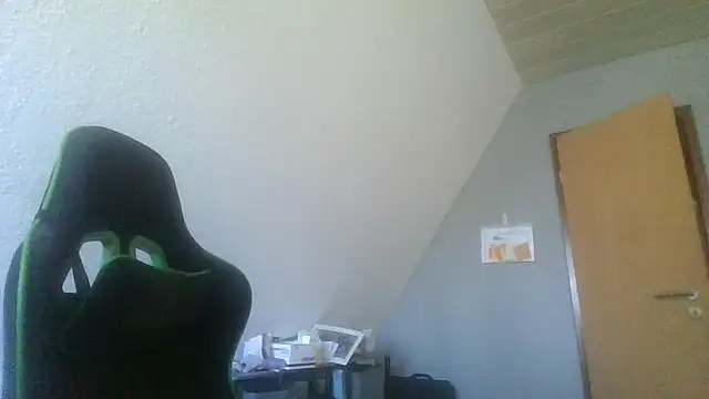 Snapshot of Golffahrer1982 chatting on 11/06/25, 09:43 Golffahrer1982 online show from 11/06/25, 09:43