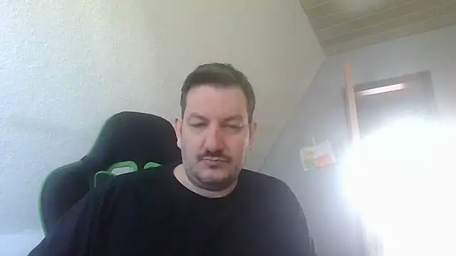 Snapshot of Golffahrer1982 chatting on 03/09/26, 09:35 Golffahrer1982 online show from 03/09/26, 09:35