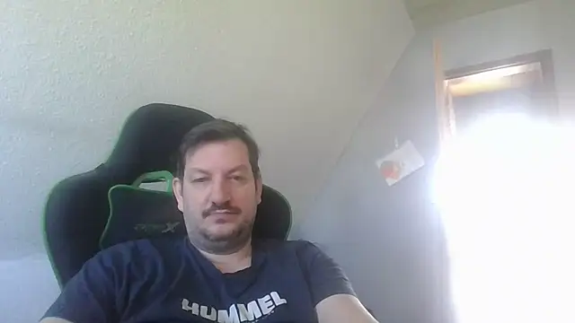 Snapshot of Golffahrer1982 chatting on 04/09/26, 08:20 Golffahrer1982 online show from 04/09/26, 08:20