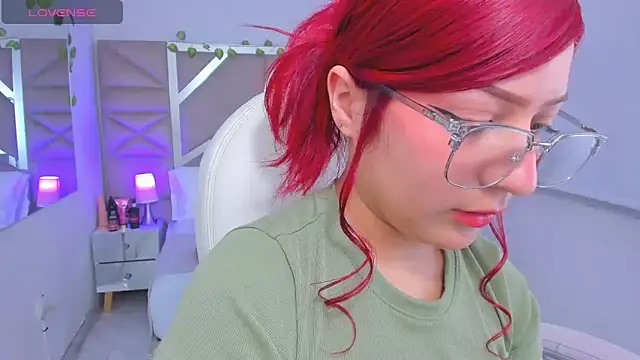 Zoe Lennoxx online show from 03/20/25, 04:31