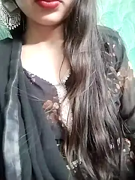 Snapshot of Noor_Darliing chatting on 01/19/25, 06:43 Noor Darliing online show from 01/19/25, 06:43