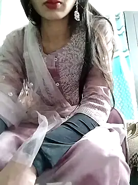 Snapshot of Noor_Darliing chatting on 01/24/25, 06:14 Noor Darliing online show from 01/24/25, 06:14