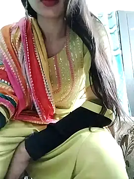 Snapshot of Noor_Darliing chatting on 01/25/25, 06:02 Noor Darliing online show from 01/25/25, 06:02