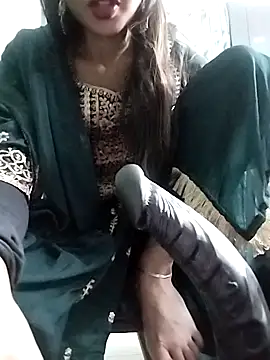 Snapshot of Noor_Darliing chatting on 02/04/25, 06:06 Noor Darliing online show from 02/04/25, 06:06