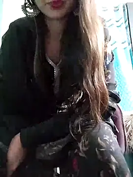 Snapshot of Noor_Darliing chatting on 02/19/25, 03:27 Noor Darliing online show from 02/19/25, 03:27