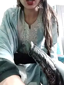 Snapshot of Noor_Darliing chatting on 03/01/25, 06:21 Noor Darliing online show from 03/01/25, 06:21