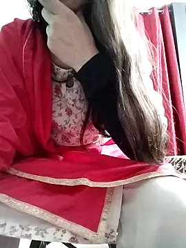 Snapshot of Noor_Darliing chatting on 03/14/25, 03:25 Noor Darliing online show from 03/14/25, 03:25