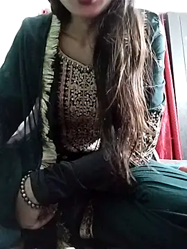 Snapshot of Noor_Darliing chatting on 03/21/25, 09:45 Noor Darliing online show from 03/21/25, 09:45