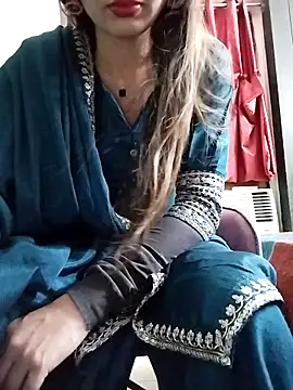 Noor Darliing online show from 04/30/26, 03:29