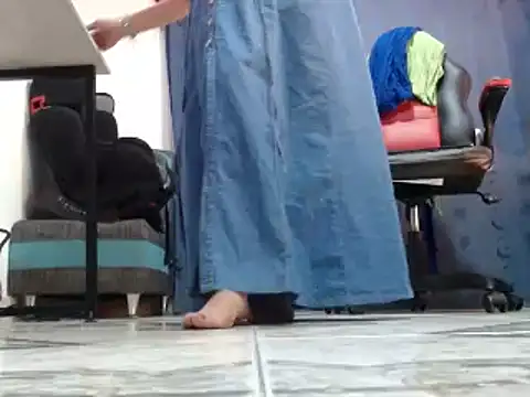 Snapshot of KarimaSarabe chatting on 01/14/25, 08:37 KarimaSarabe online show from 01/14/25, 08:37