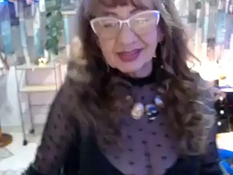 Snapshot of KarimaSarabe chatting on 02/19/25, 08:41 KarimaSarabe online show from 02/19/25, 08:41