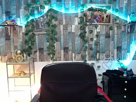 Snapshot of KarimaSarabe chatting on 03/03/25, 10:52 KarimaSarabe online show from 03/03/25, 10:52