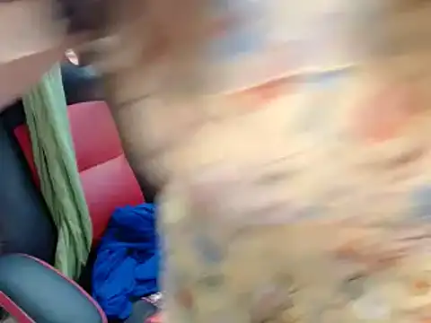 Snapshot of KarimaSarabe chatting on 03/05/25, 08:10 KarimaSarabe online show from 03/05/25, 08:10