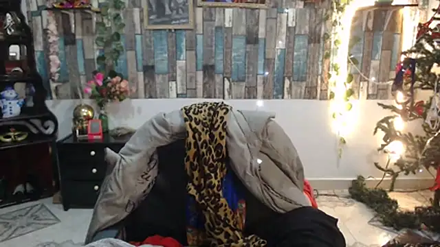 Snapshot of KarimaSarabe chatting on 12/05/25, 08:49 KarimaSarabe online show from 12/05/25, 08:49