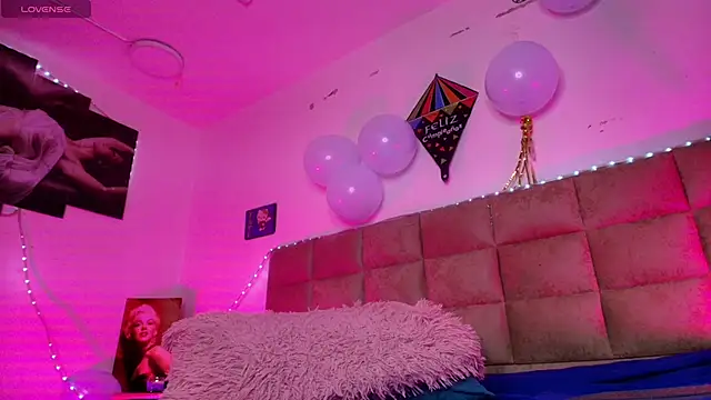  sex mia online show from 10/05/25, 07:12