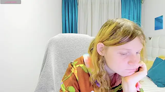 Kathlyn  Heath online show from 11/16/25, 08:25