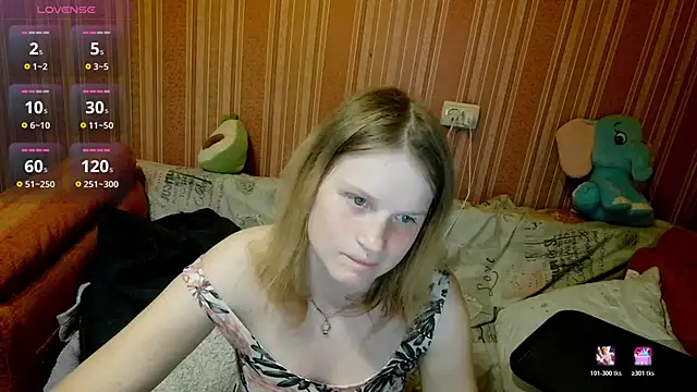 Snapshot of Kathlyn__Heath chatting on 04/15/26, 07:58 Kathlyn Heath online show from 04/15/26, 07:58