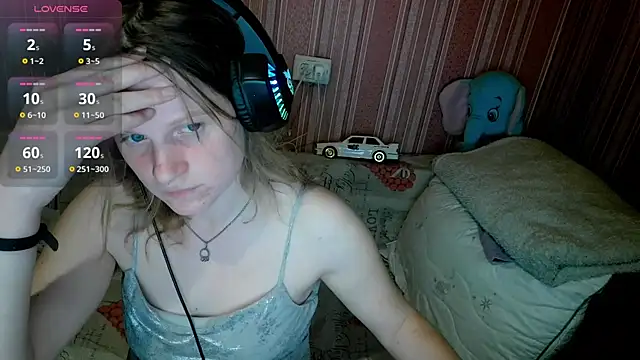 Snapshot of Kathlyn__Heath chatting on 04/18/26, 07:58 Kathlyn Heath online show from 04/18/26, 07:58