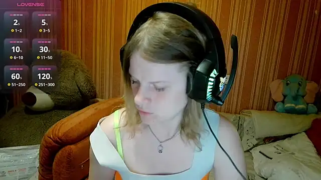 Snapshot of Kathlyn__Heath chatting on 05/06/26, 06:35 Kathlyn Heath online show from 05/06/26, 06:35