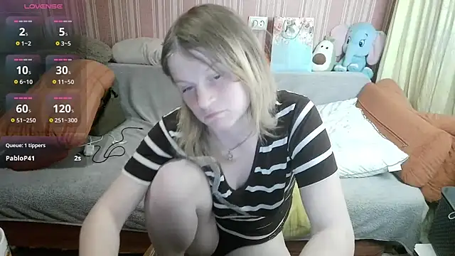 Snapshot of Kathlyn__Heath chatting on 05/16/26, 08:29 Kathlyn Heath online show from 05/16/26, 08:29