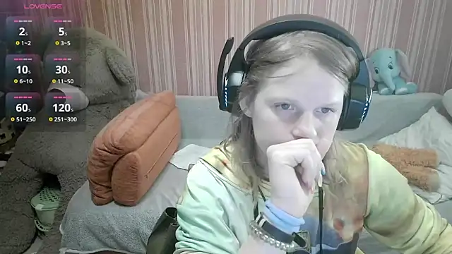 Snapshot of Kathlyn__Heath chatting on 05/18/26, 05:41 Kathlyn Heath online show from 05/18/26, 05:41