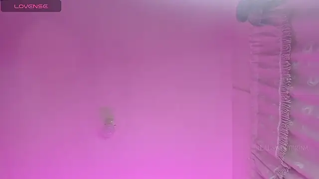 stephany doll  online show from 12/23/24, 04:22