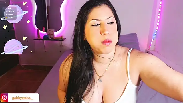 Snapshot of Gabby_stone_ chatting on 01/07/26, 12:02 Gabby stone online show from 01/07/26, 12:02