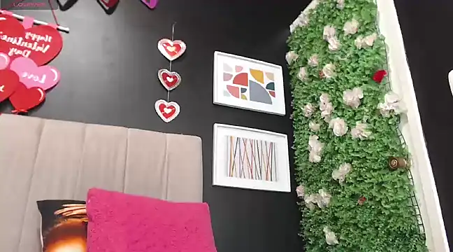 AngelitaWild  online show from 02/18/25, 11:52