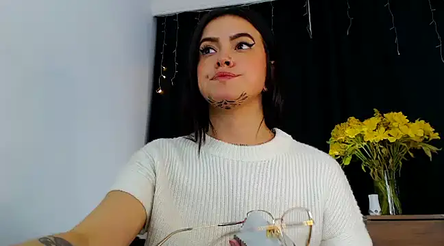 Isa Maiden1 online show from 01/15/25, 04:25