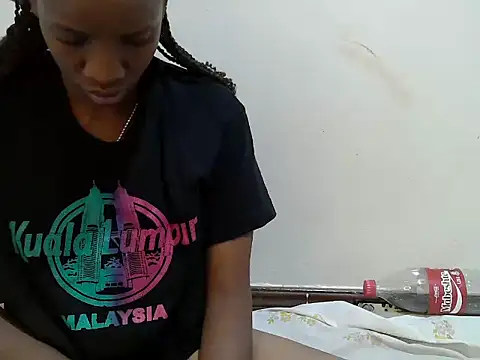 prettybeee online show from 10/03/25, 02:14