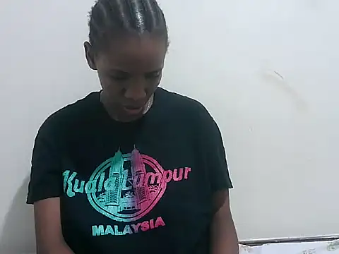 prettybeee online show from 12/15/25, 11:09