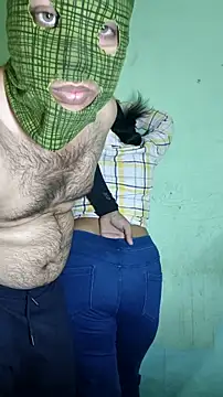 Snapshot of hotty_Sexy-couple chatting on 03/20/25, 11:49 hotty Sexy-couple online show from 03/20/25, 11:49