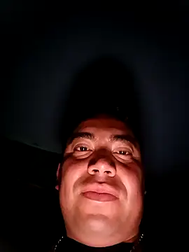 Snapshot of Diego_leon27 chatting on 01/11/25, 03:55 Diego leon27 online show from 01/11/25, 03:55