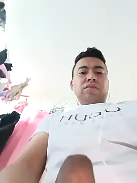 Snapshot of Diego_leon27 chatting on 01/20/25, 10:37 Diego leon27 online show from 01/20/25, 10:37