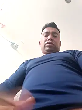 Snapshot of Diego_leon27 chatting on 01/23/25, 08:45 Diego leon27 online show from 01/23/25, 08:45