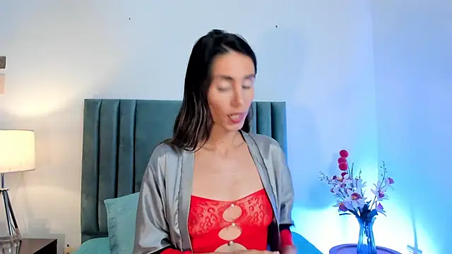 Nina Cavaali online show from 12/26/24, 09:26