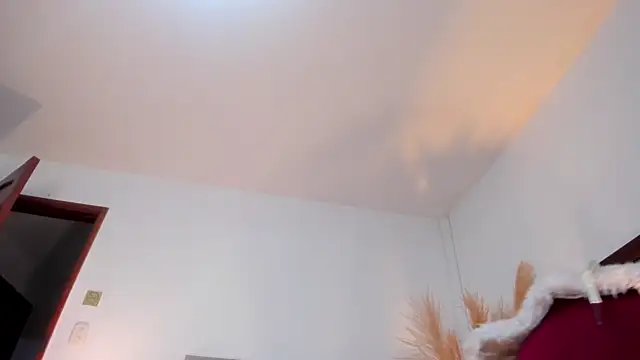 Nina Cavaali online show from 01/30/25, 11:45