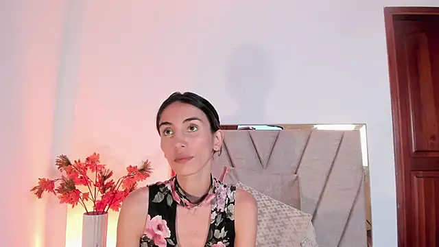 Nina Cavaali online show from 02/24/25, 10:03