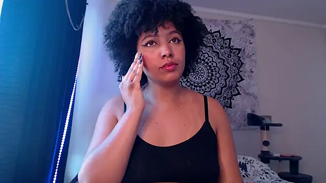 Snapshot of michell_bling1 chatting on 02/04/25, 08:49 michell bling1 online show from 02/04/25, 08:49