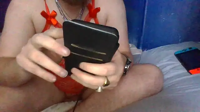 Snapshot of Mr_big_cock_2834 chatting on 03/17/26, 11:35 Mr big cock 2834 online show from 03/17/26, 11:35