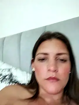 Mia Hampton online show from 03/22/25, 06:00